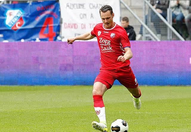 占据主要出 占据主要出