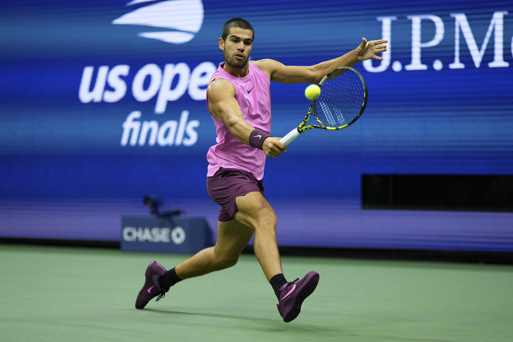 全队13人 全队13人