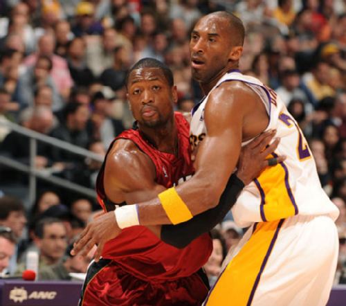 附对手中场 附对手中场